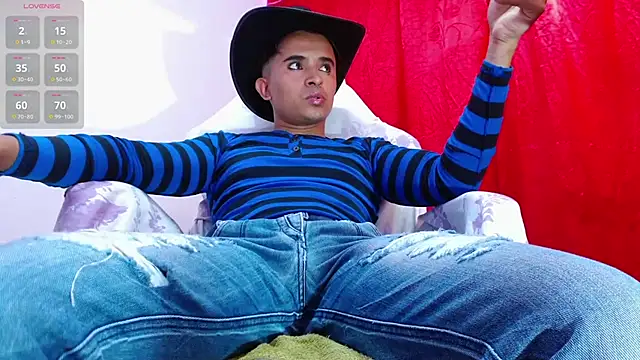 Snapshot of DayroDuran chatting on 10-12-25, 07:35 DayroDuran online show from 10-12-25, 07:35