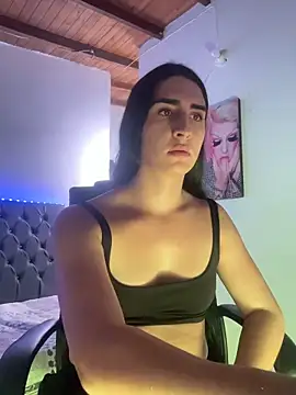 lola diez online show from 11-29-25, 12:35