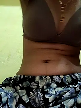 Snapshot of Cutey_neha01 chatting on 10-16-25, 10:16 Cutey neha01 online show from 10-16-25, 10:16