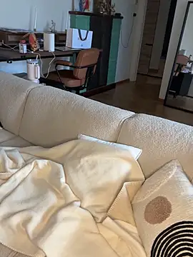 SophiiaStarr online show from 10-12-25, 03:33