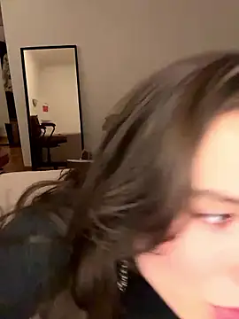 SophiiaStarr online show from 01-16-26, 07:40