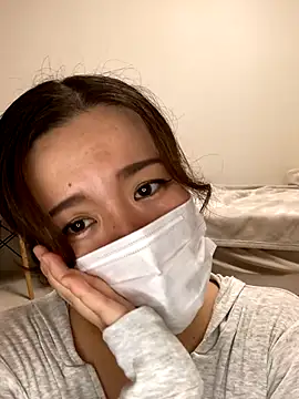 Snapshot of NATSUMI00 chatting on 10-16-25, 05:36 NATSUMI00 online show from 10-16-25, 05:36