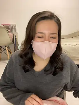 NATSUMI00 online show from 11-19-25, 03:45