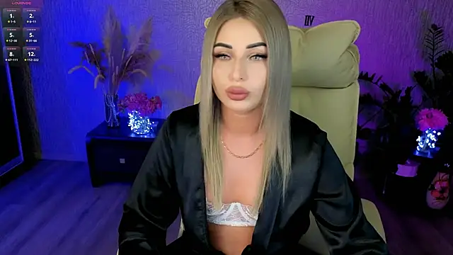 Snapshot of NikkiiStill chatting on 06-05-26, 09:09 NikkiiStill online show from 06-05-26, 09:09