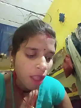 Snapshot of Punam_jindal chatting on 05-18-26, 03:07 Punam jindal online show from 05-18-26, 03:07