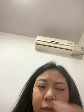 smgirls online show from 11-10-25, 07:40