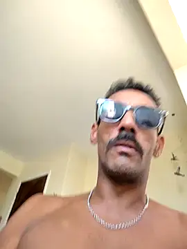 Snapshot of cajukarioca@xh chatting on 11-02-25, 02:19 cajukariocaxh online show from 11-02-25, 02:19