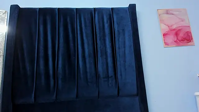 Snapshot of MarianRosse chatting on 01-31-26, 07:11 MarianRosse online show from 01-31-26, 07:11