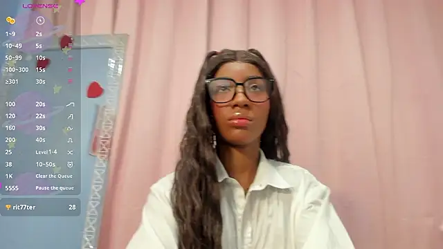 Snapshot of MarianRosse chatting on 03-15-26, 05:35 MarianRosse online show from 03-15-26, 05:35