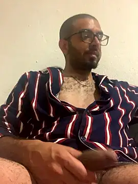 Snapshot of dicktime90 chatting on 01-07-26, 05:59 dicktime90 online show from 01-07-26, 05:59