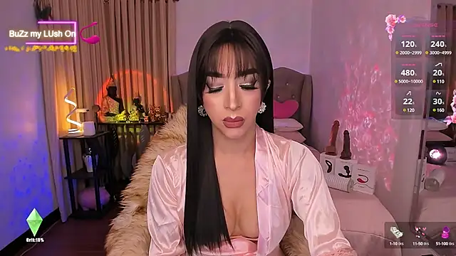 Snapshot of Dream_Goddess chatting on 02-08-25, 11:44 Dream Goddess online show from 02-08-25, 11:44