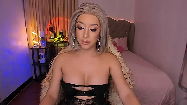 Dream Goddess online show from 12-18-25, 10:21