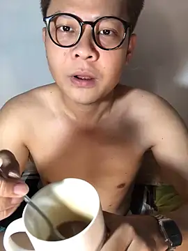 Snapshot of datnguyenvn chatting on 02-17-26, 06:32 datnguyenvn online show from 02-17-26, 06:32