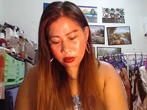 Snapshot of filipina_beauty chatting on 10-24-25, 08:16 filipina beauty online show from 10-24-25, 08:16