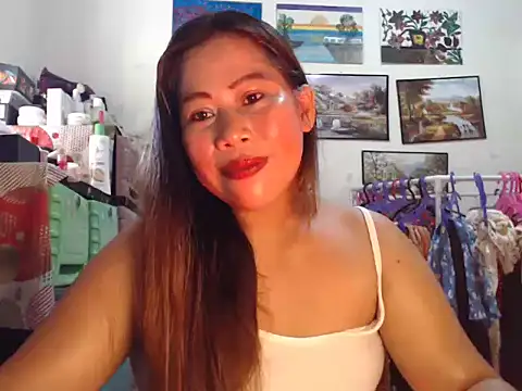 filipina beauty online show from 11-15-25, 01:36