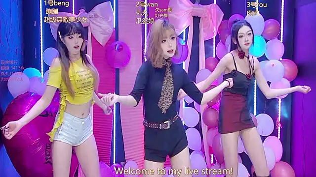 queen-001 online show from 02-24-26, 01:31