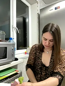 Snapshot of Risky-Flower chatting on 10-01-25, 06:03 Risky-Flower online show from 10-01-25, 06:03