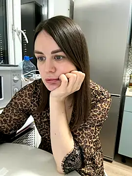 Snapshot of Risky-Flower chatting on 10-07-25, 06:05 Risky-Flower online show from 10-07-25, 06:05