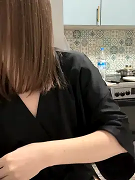 Snapshot of Risky-Flower chatting on 11-05-25, 06:52 Risky-Flower online show from 11-05-25, 06:52