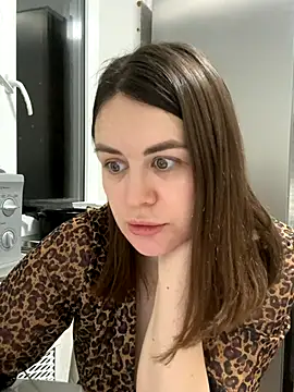 Snapshot of Risky-Flower chatting on 12-04-25, 06:38 Risky-Flower online show from 12-04-25, 06:38