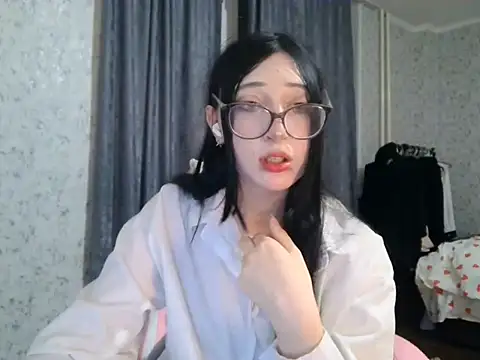Snapshot of KeicyKlark chatting on 09-22-25, 06:10 KeicyKlark online show from 09-22-25, 06:10