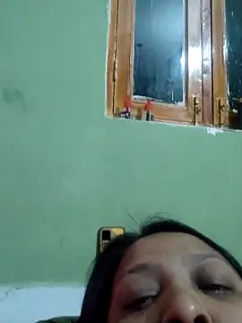 bitch-horny online show from 03-06-26, 06:37