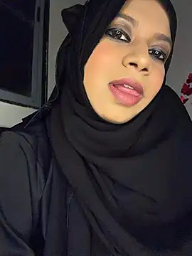 Snapshot of SpicykhalifaX chatting on 06-25-26, 05:28 SpicykhalifaX online show from 06-25-26, 05:28