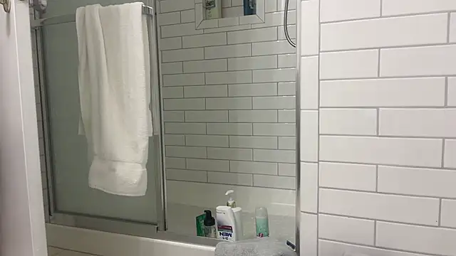 NurseStephania online show from 11-29-25, 04:48