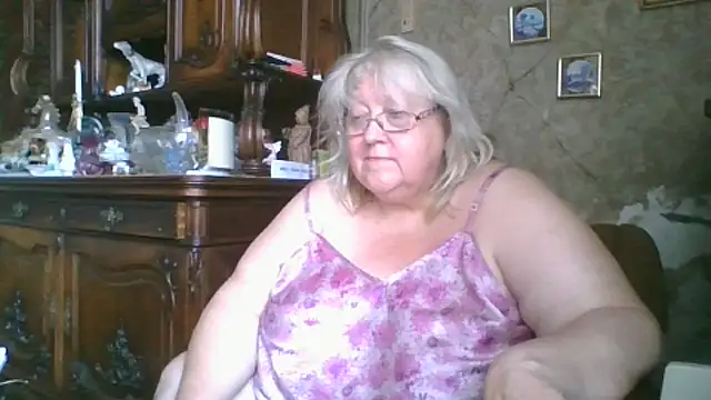 Lala-Love56 online show from 09-11-25, 07:19