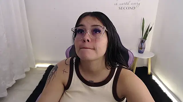 Snapshot of amberbakee chatting on 07-02-26, 04:35 amberbakee online show from 07-02-26, 04:35