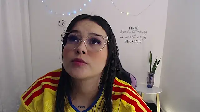 Snapshot of amberbakee chatting on 07-07-26, 03:27 amberbakee online show from 07-07-26, 03:27