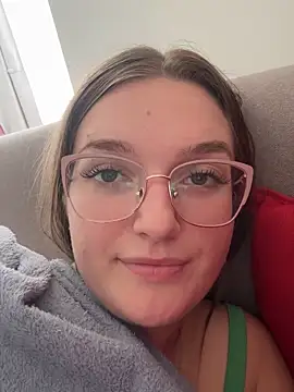 Bellatrisssaa online show from 09-10-25, 08:25