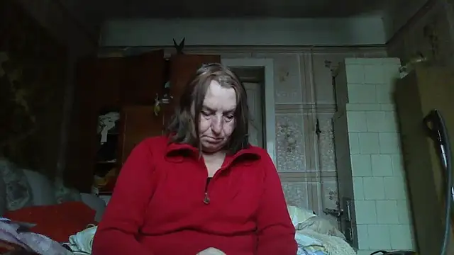 AnnaLive570 online show from 10-18-25, 09:10