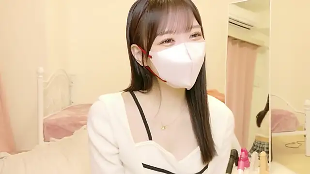 roachan  online show from 02-17-26, 01:29