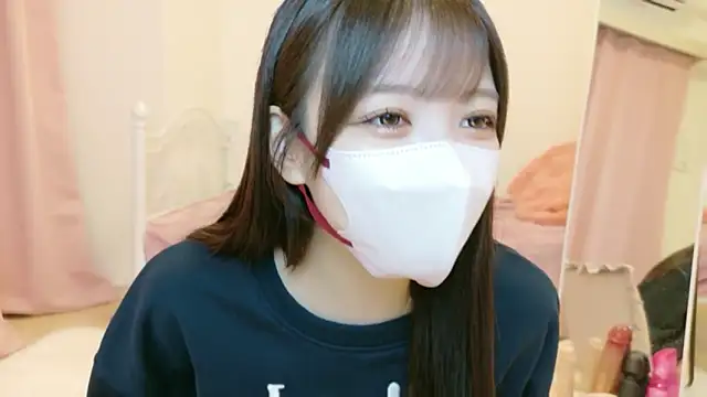 roachan  online show from 03-08-26, 01:48