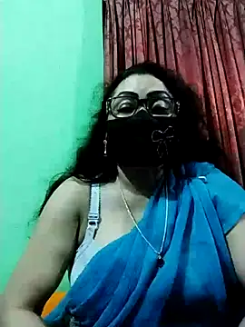 Snapshot of tanha-01 chatting on 10-11-25, 05:33 tanha-01 online show from 10-11-25, 05:33