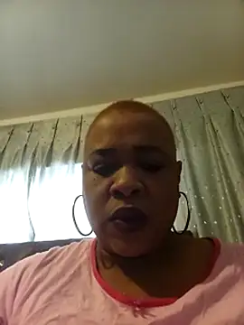 BUSTY QUEEEN online show from 09-09-25, 06:35