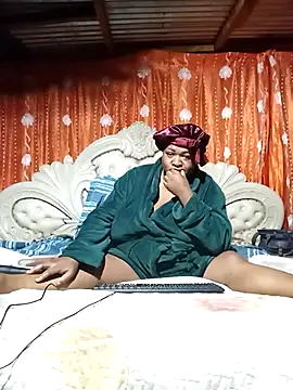 BUSTY QUEEEN online show from 10-03-25, 07:55