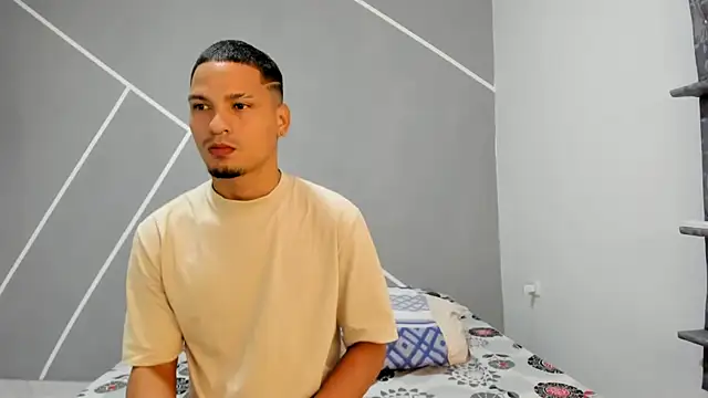 Sexy777Couple online show from 02-20-26, 01:13