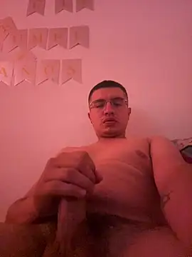 Snapshot of lonewolt chatting on 06-14-26, 01:57 lonewolt online show from 06-14-26, 01:57