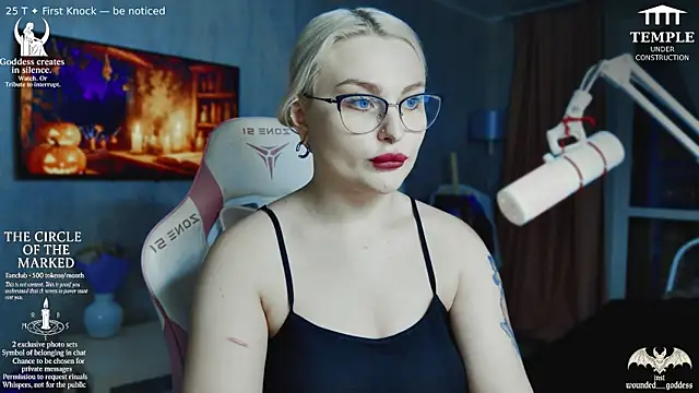 Snapshot of Wounded_Goddess_ chatting on 11-03-25, 02:51 Wounded Goddess online show from 11-03-25, 02:51