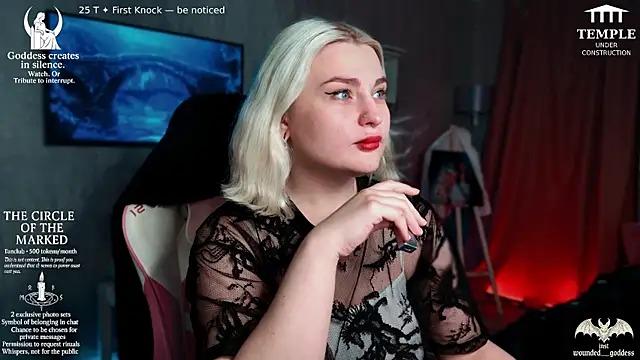 Snapshot of Wounded_Goddess_ chatting on 11-15-25, 05:49 Wounded Goddess online show from 11-15-25, 05:49