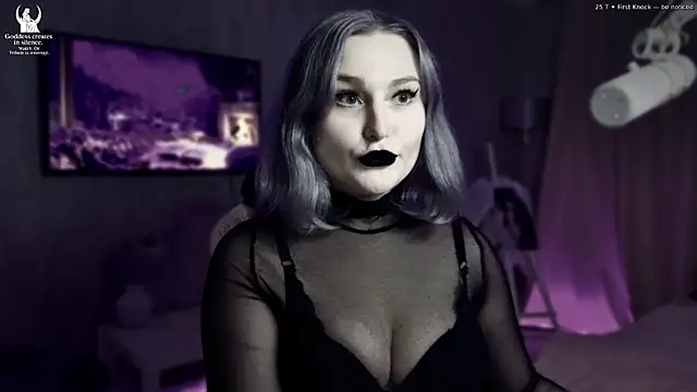 Snapshot of Wounded_Goddess_ chatting on 01-09-26, 06:49 Wounded Goddess online show from 01-09-26, 06:49