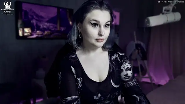 Snapshot of Wounded_Goddess_ chatting on 01-11-26, 06:29 Wounded Goddess online show from 01-11-26, 06:29