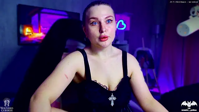 Snapshot of Wounded_Goddess_ chatting on 01-14-26, 07:58 Wounded Goddess online show from 01-14-26, 07:58