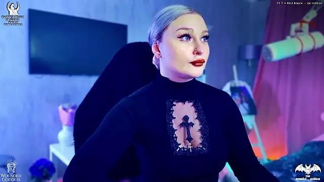 Snapshot of Wounded_Goddess_ chatting on 02-03-26, 06:40 Wounded Goddess online show from 02-03-26, 06:40