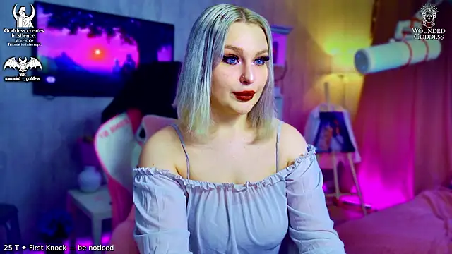 Snapshot of Wounded_Goddess_ chatting on 02-06-26, 06:51 Wounded Goddess online show from 02-06-26, 06:51