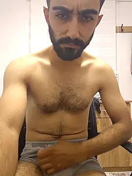 Snapshot of Mehmet2154 chatting on 09-30-25, 05:29 Mehmet2154 online show from 09-30-25, 05:29