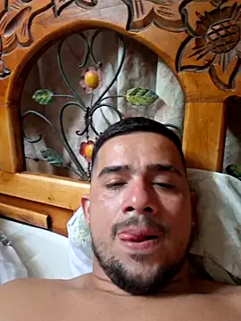 yeffito1 online show from 09-24-25, 06:11