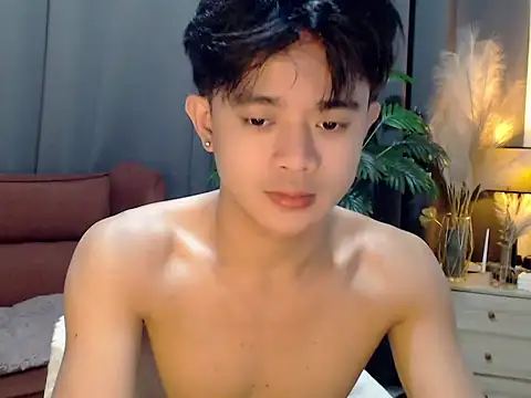 NautyBoyBrazeen 143 online show from 04-23-26, 09:06